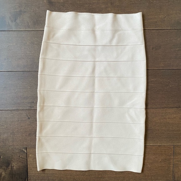 BCBGMAXAZRIA 2-Piece Bandage Set - Picture 2 of 6